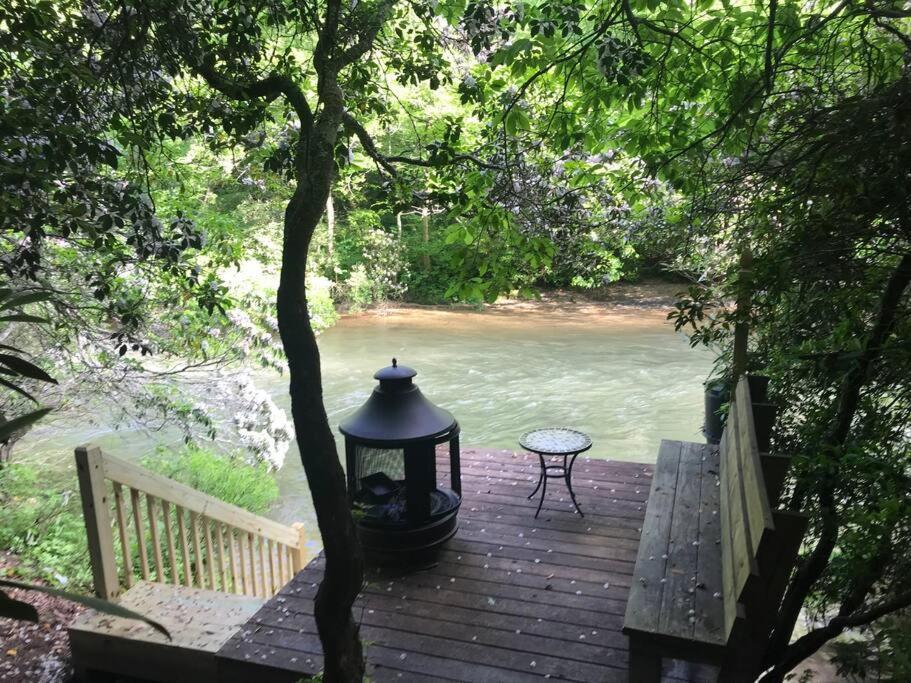 Cabin Fever On Cartecay River Ellijay Buitenkant foto